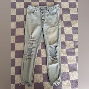 AE Women’s Distressed Light Wash Jeans